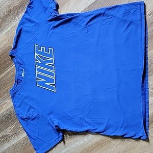 NIKE TEE